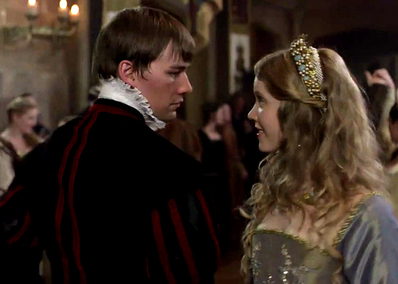 Torrance Coombs as Thomas Culpepper with Tamzin Merchant as Katherine Howard
