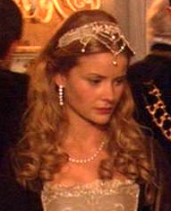 Anita Briem as Jane Seymour