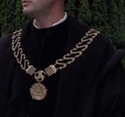Thomas More medallion collar3