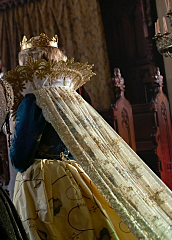 The Tudors Costumes: Katherine Howard - Season 4 - The Tudors Wiki