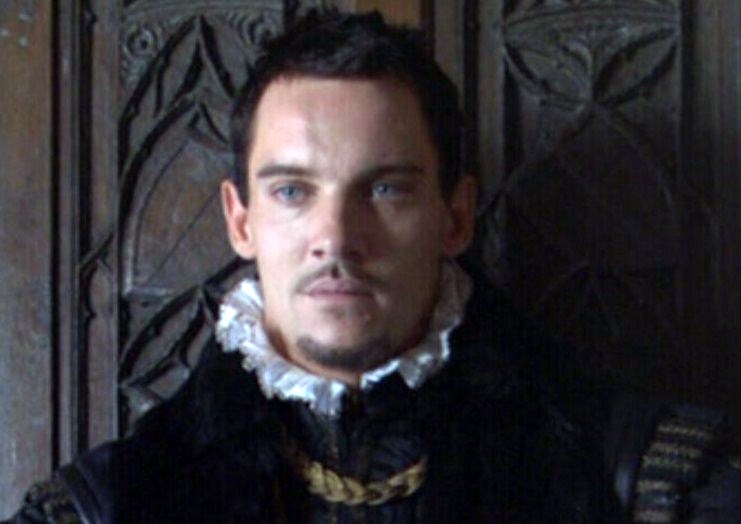 JRM as King Henry VIII - S2E1