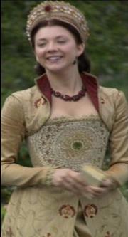 Anne Boleyn - Hood