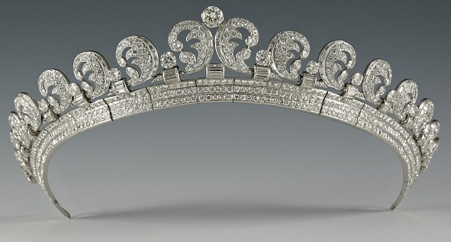 More British Royal Tiaras - The Tudors Wiki