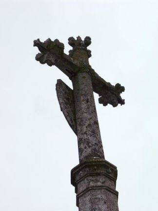 Queen Katherine's Cross