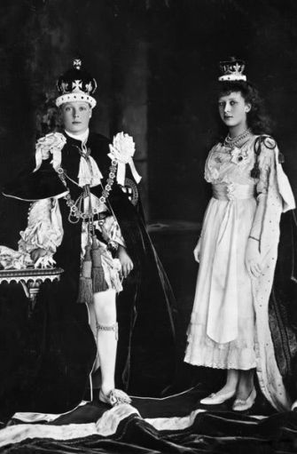 Prince Edward, Later King Edward VIII and Princess Mary, Princess Royal