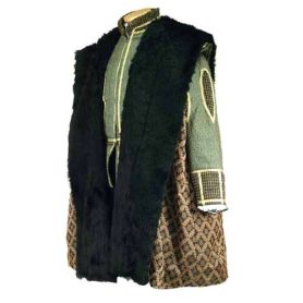 King Henry's Courtly Cape