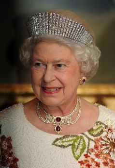 HM Elizabeth II
