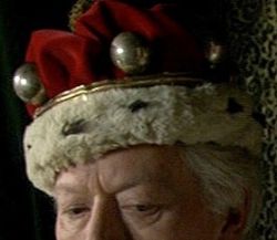 Thomas Boleyn nobility crown2