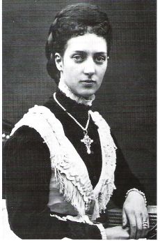 Alexandra, Princess of Wales (future Queen)