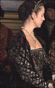 Re-Used Costume pieces from Season One - The Tudors Wiki