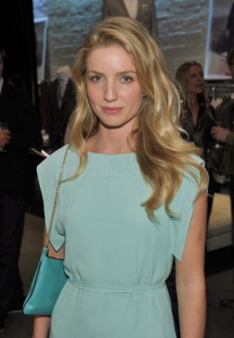 Annabelle Wallis - [April 26] Reiss - An Evening Of British Fashion And Art