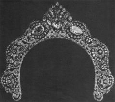 More British Royal Tiaras - The Tudors Wiki - Westminster tiara