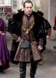 JRM as King Henry VIII