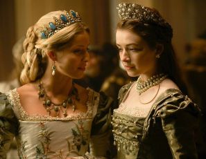 Annabelle Wallis as Jane Seymour & Sarah Bolger as Princess Mary Tudor