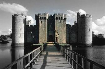 Tudor Fans Castle of Creativity